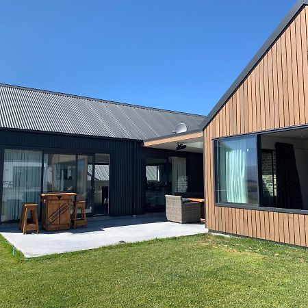 The Landsborough Tekapo Villa Lake Tekapo Exterior photo