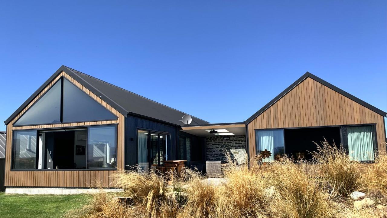 The Landsborough Tekapo Villa Lake Tekapo Exterior photo